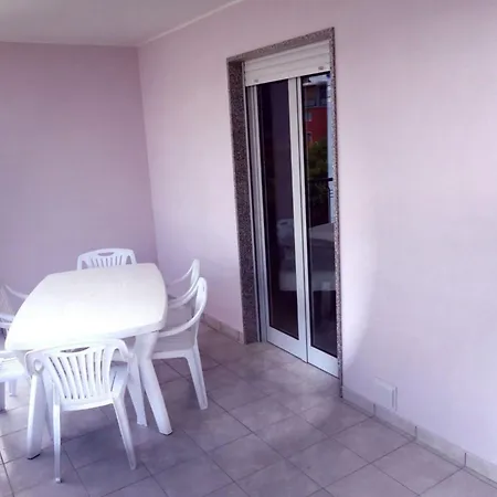 Appartement Flat Steps To Ideal For Kids *